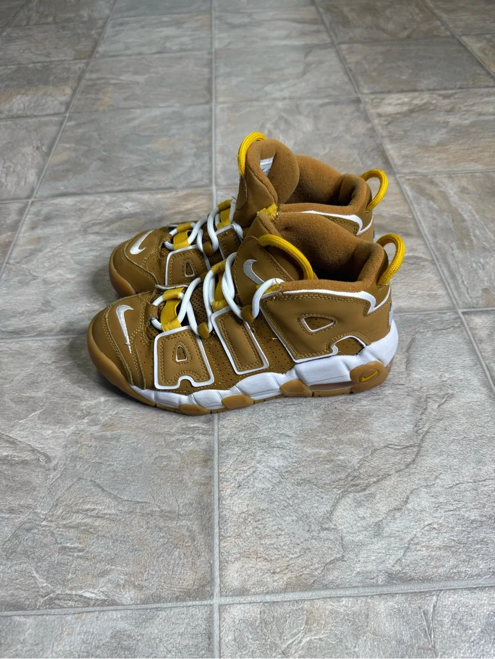 Nike Air More Uptempo Wheat GS Shoe Size 4.5Y Tan Preowned